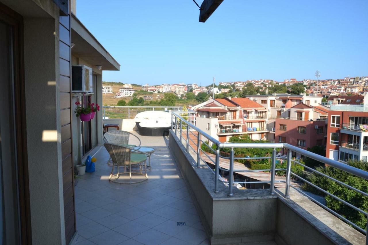 Апартаменти Хармани Sozopol Exteriör bild